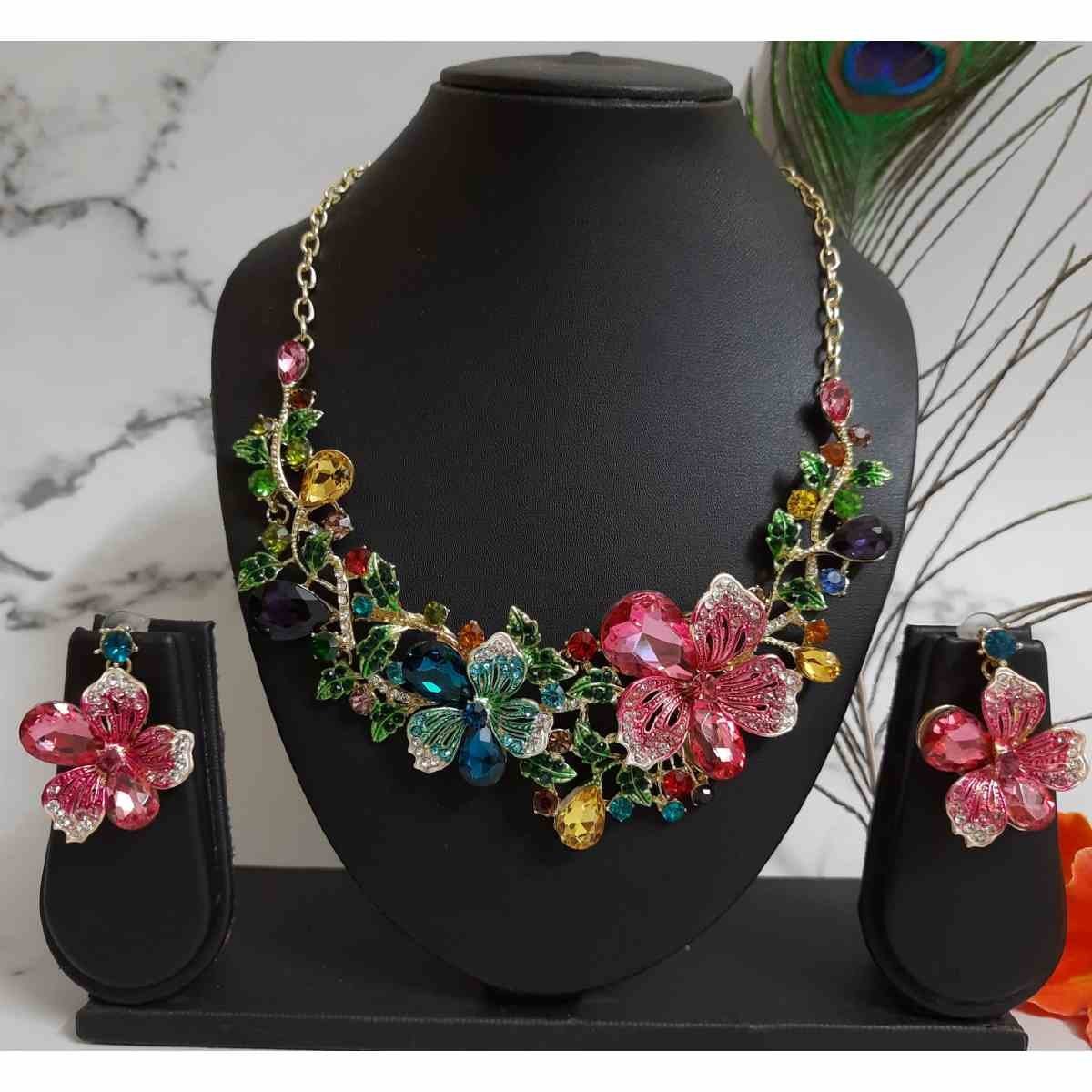 SDCS004(3) Contemporary Jewellery Set - Image 1