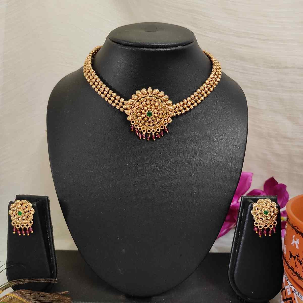 SDMN013 Maroon Green Stone High Quality Gold Matte Finish Choker Necklace Earring Set - Image 1