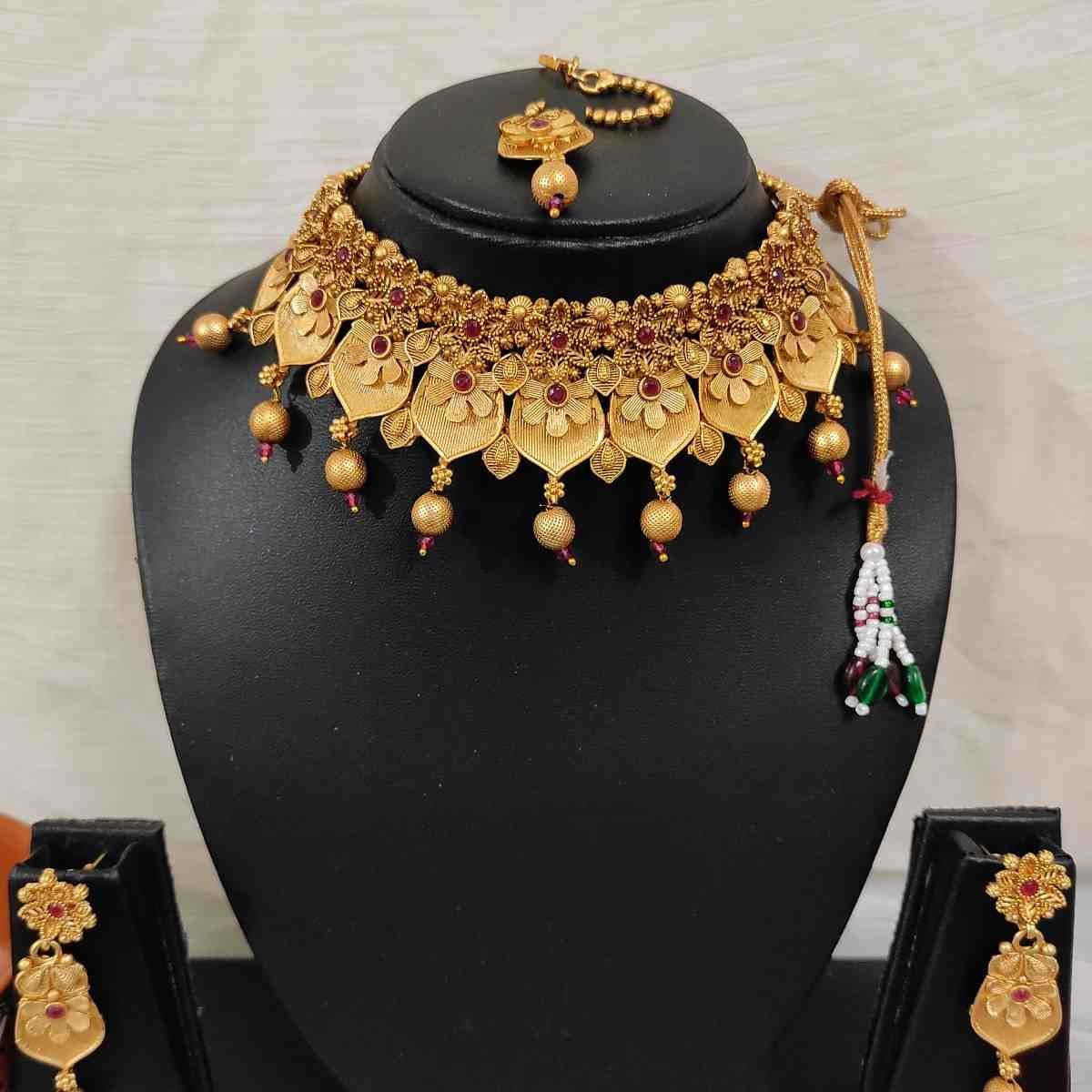 Maroon Stone Choker Dazzling Earring with Maang Tikka Jewellery Set